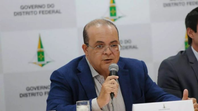 Ibaneis Rocha sanciona lei que ajuda empresários do DF - 84 Notícias
